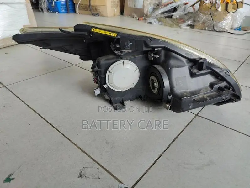 PRIUS GS LH HEAD LIGHT