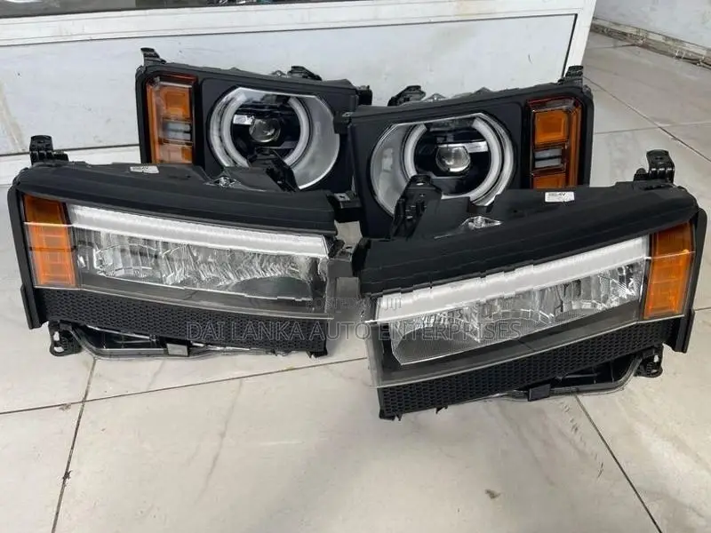 Toyota Prado 250 Headlight Set (1 set)