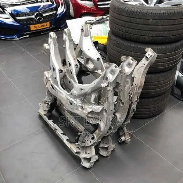 Genuine BMW 520d 523i F10 2015 engine front subframe bed