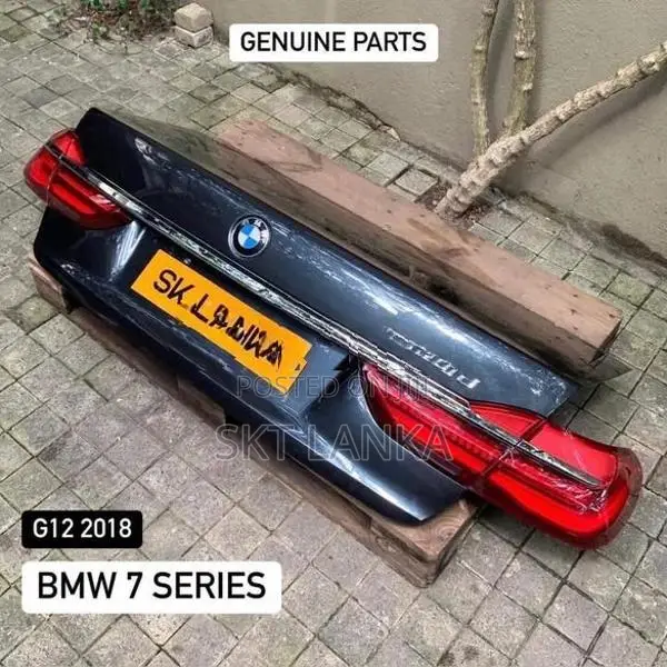 Genuine BMW 7 740e 740Le dicky bootlid door complete lights G11 G12 20