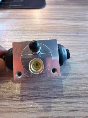 Revo Brake Cylinder Rear