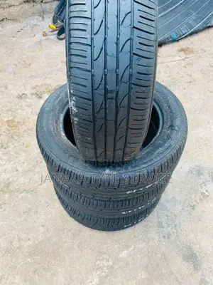 used tyre 215/60/17