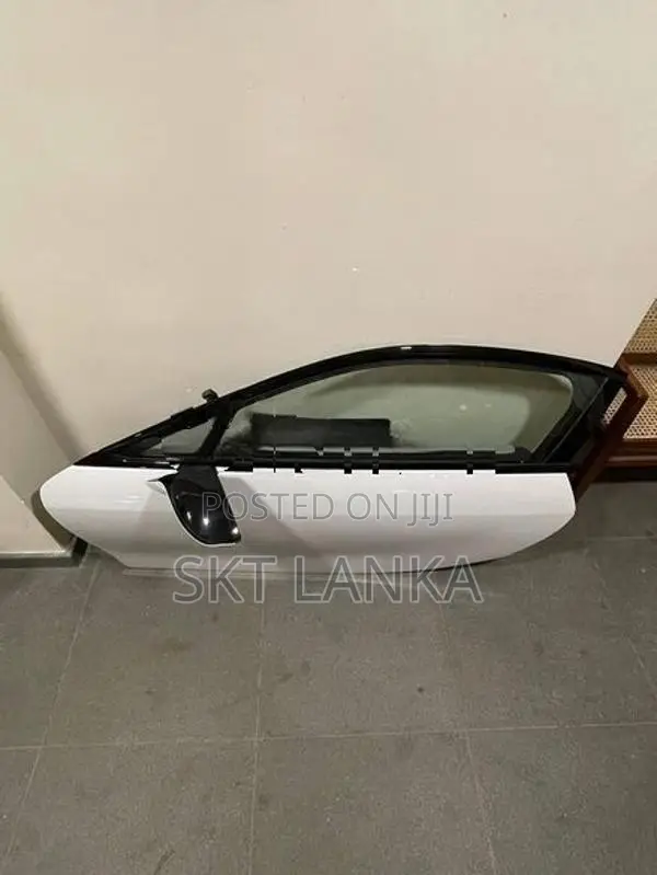 Genuine BMW i8 2018 passenger complete door with mirror 530e 740e 520d