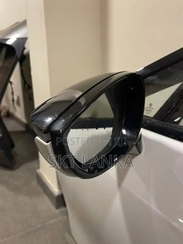 Genuine BMW i8 2018 passenger complete door with mirror 530e 740e 520d