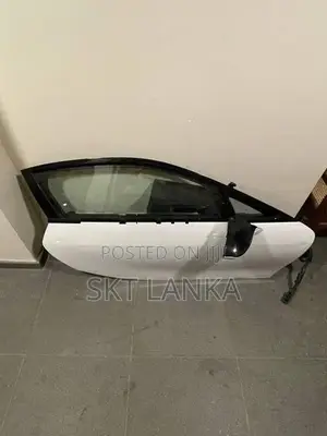 Genuine BMW i8 2018 Driver Door Complete with Side Mirror