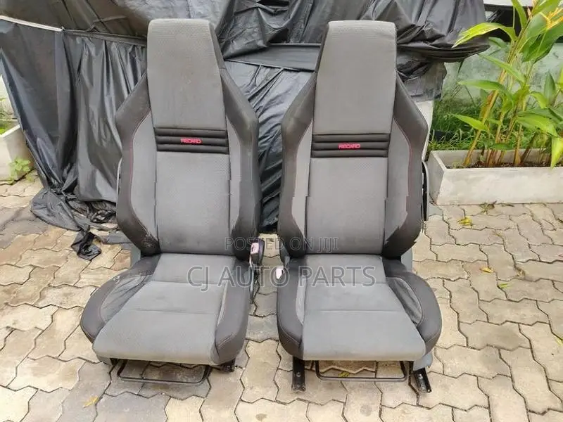 Daihatsu Esse Body Parts