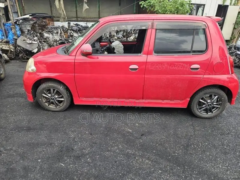 Daihatsu Esse Body Parts