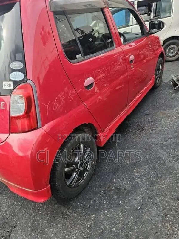 Daihatsu Esse Body Parts