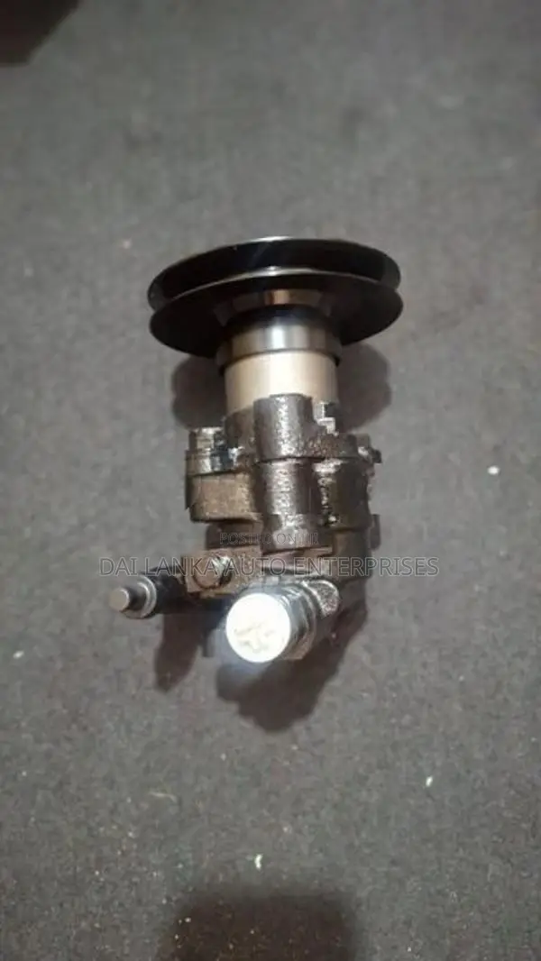 Toyota Hilux 2L LN106 LN166 LH61 Power Steering Pump