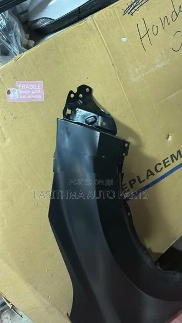 CRV Fender