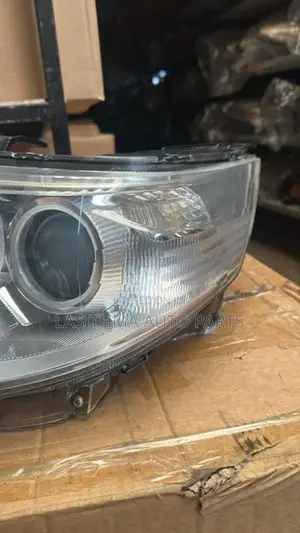 Indian Wagon R Head Lamp