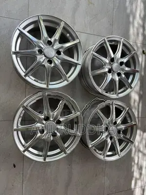 14” Alloy Wheels