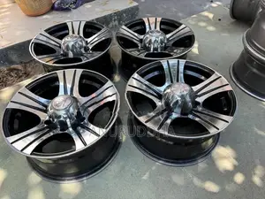 15” Alloy Wheels