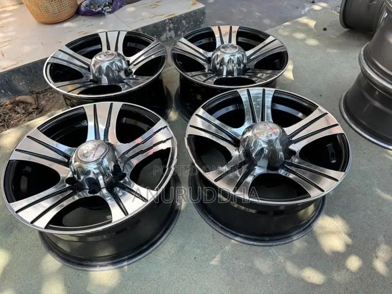 15” Alloy Wheels