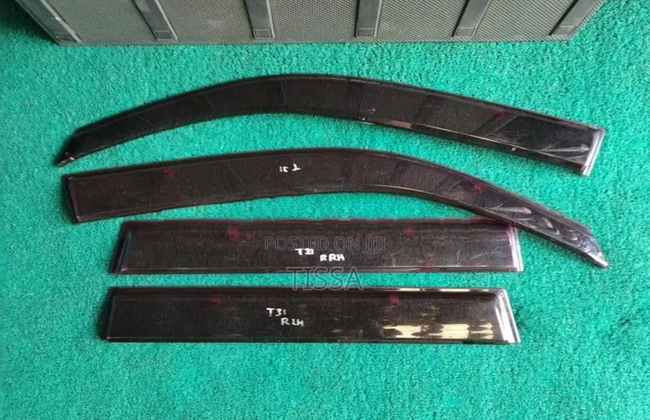 Nissan X Trail T31 Door Visor