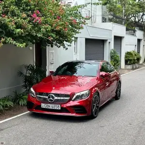 Mercedes Benz C200 2020