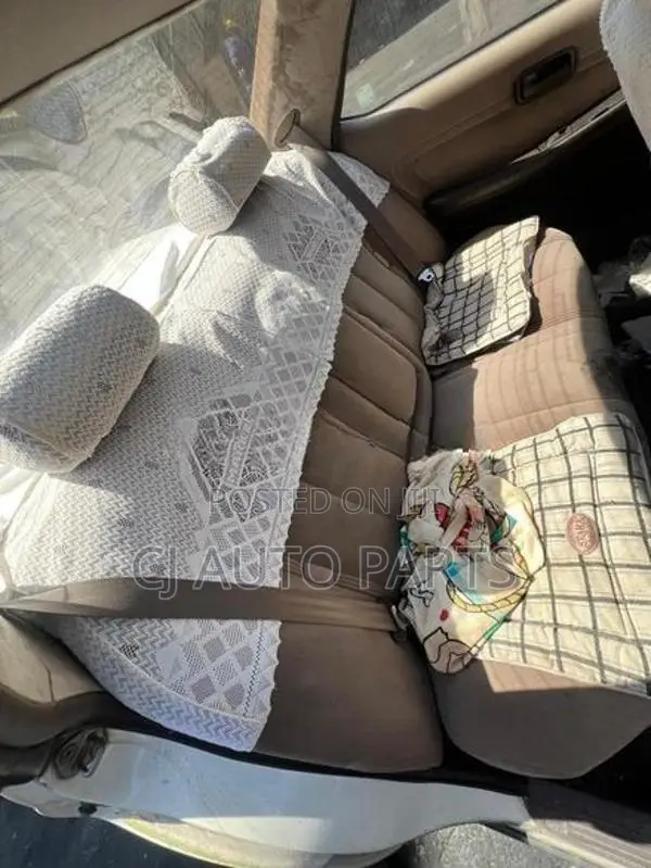 Toyota Mark 2 X80 Cressida Body Parts and Interior