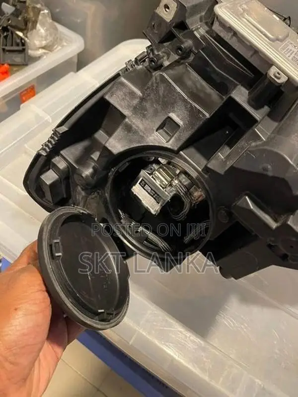 Genuine Mercedes C180 2013 Facelift Driver headlight XENON C200 C220