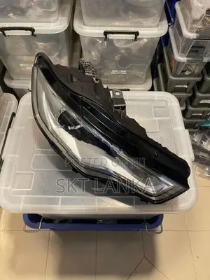 Genuine Audi A6 2014 Adap Xenon Driver Headlight Complete