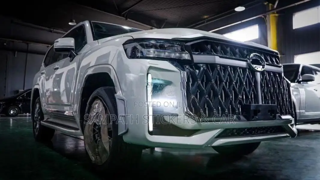 Land Cruiser LC300 Vogue Body Kit