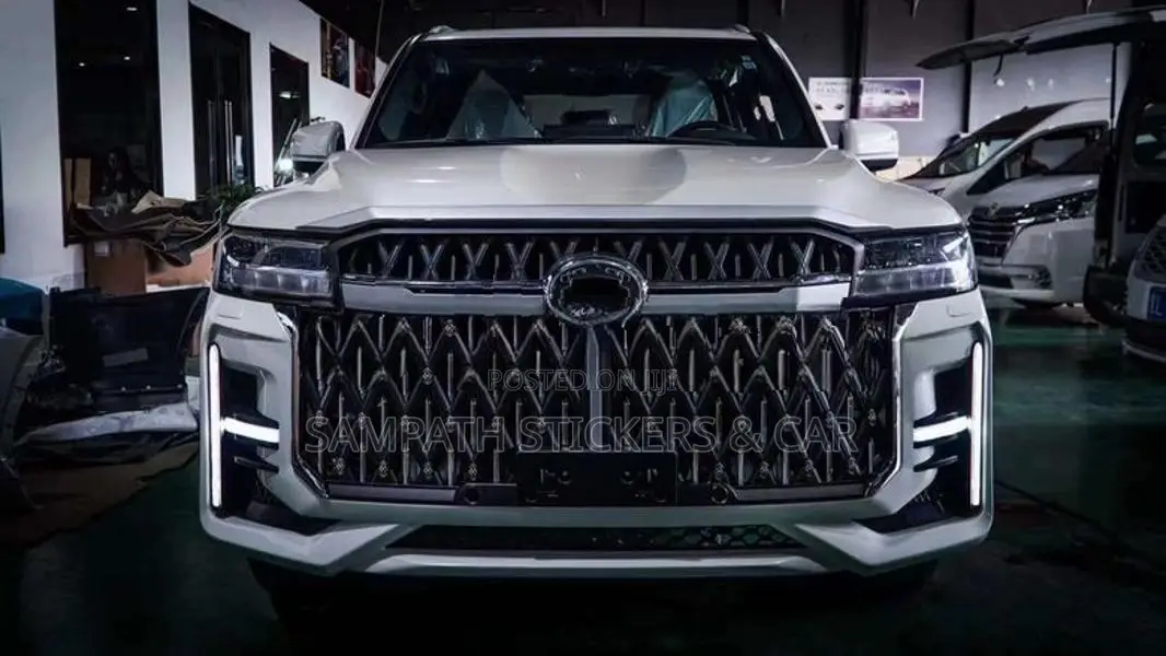 Land Cruiser LC300 Vogue Body Kit