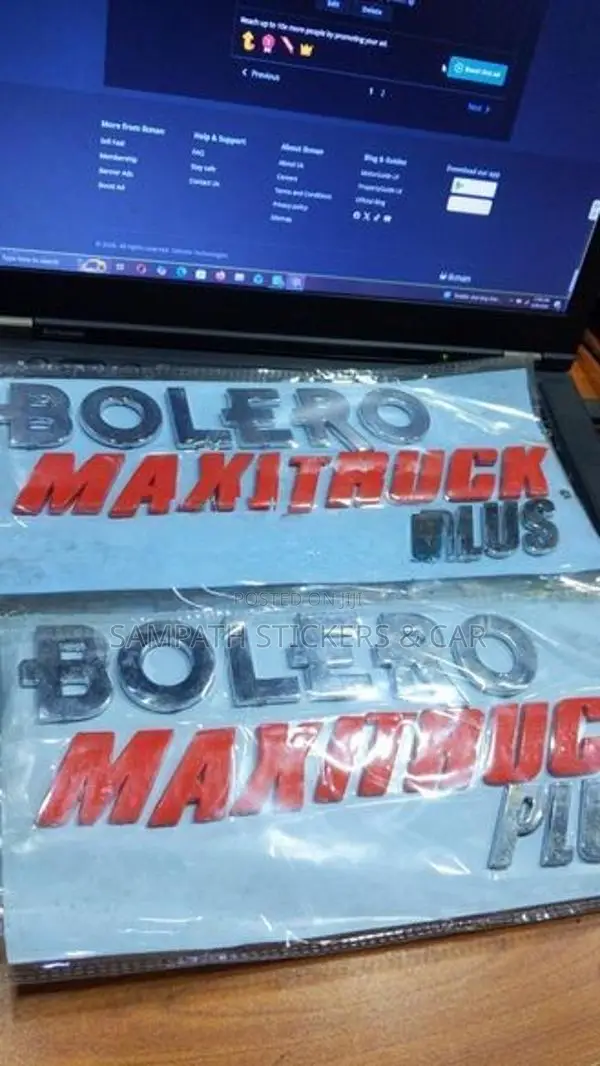 Bolero Maxitruck Plus Sticker