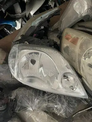 Toyota Corolla 121 Headlight