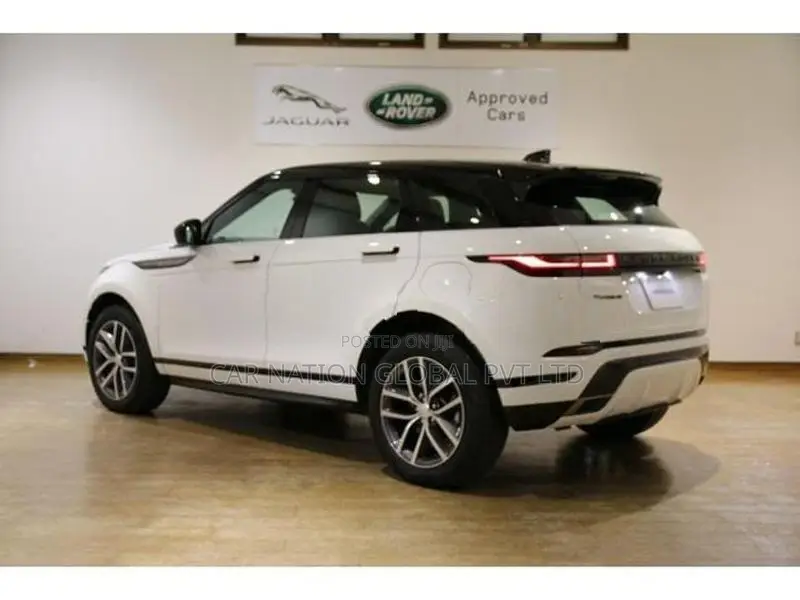 Land Rover Range Evoque Dynamic HSE P300e 2025