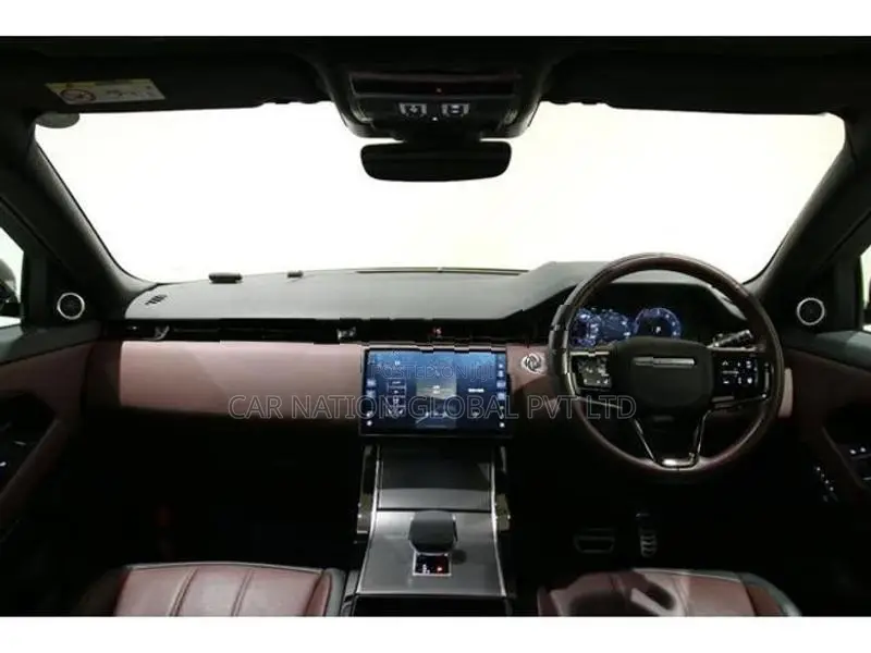 Land Rover Range Evoque Dynamic HSE P300e 2025