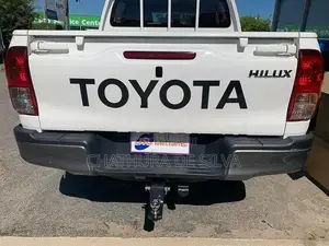 Hilux Trailer Bar