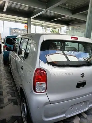 Suzuki Alto 2025