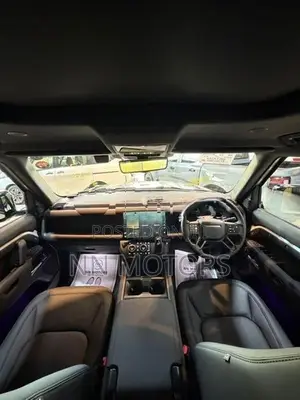 Land Rover Defender 110 Straight Petrol 2026