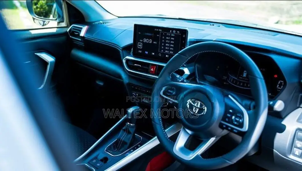 Toyota Raize 2025