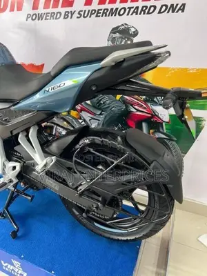 Bajaj Pulsar N160 Premium 2026