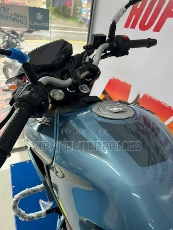Bajaj Pulsar N160 Premium 2026