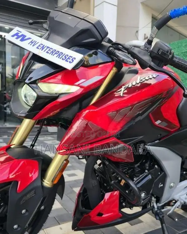 Bajaj Pulsar N160 Premium 2026