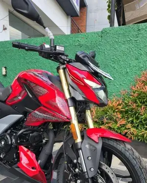 Bajaj Pulsar N160 Premium 2026