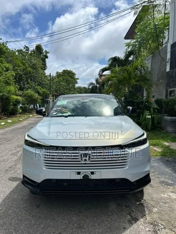 Honda Vezel Z-Play MoonRoof 10sp 2025