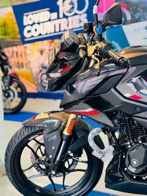 Bajaj Pulsar N160 premium 2026
