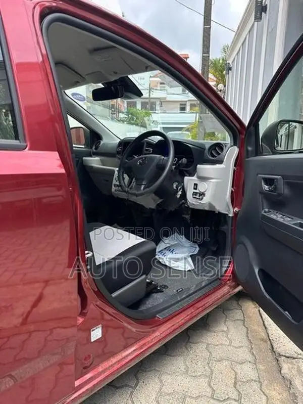 Daihatsu Mira 2026