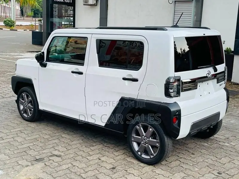 Daihatsu Taft G Dark Chrome Ventur 2025