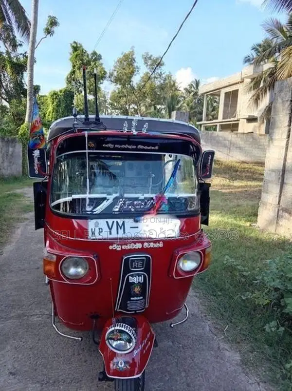 Bajaj RE 4 Stroke 2011
