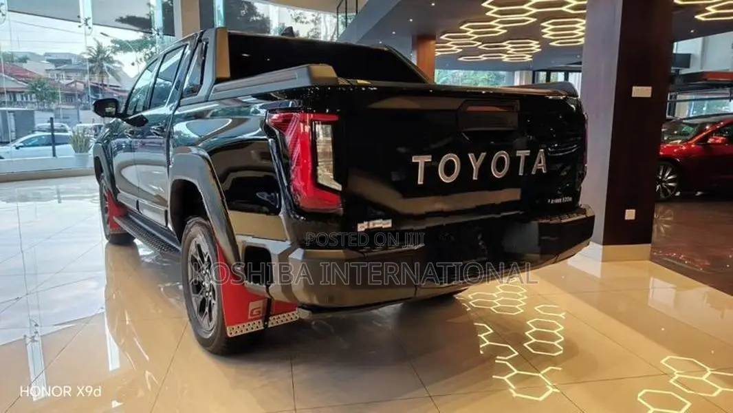 Toyota Hilux Travo Overland Plus 2026