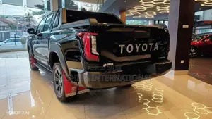 Toyota Hilux Travo Overland Plus 2026