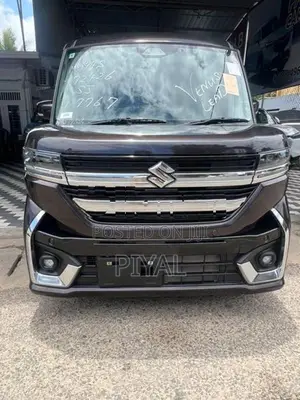 Suzuki Spacia CUSTOM XS 2024