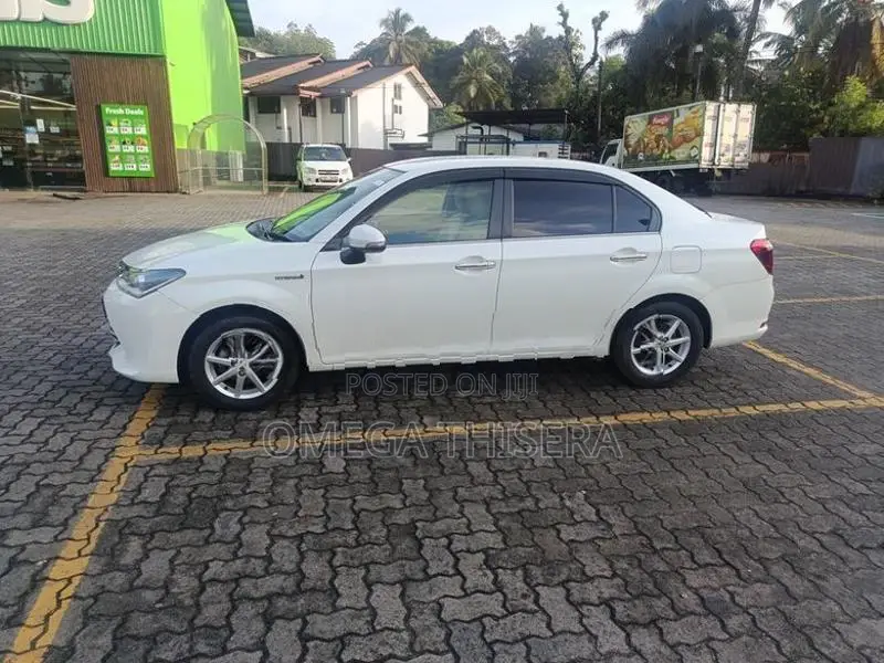 Toyota Axio G 2015