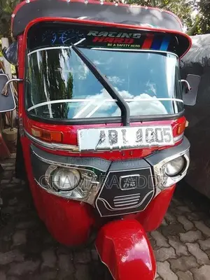 Bajaj RE 4 Stroke 2015