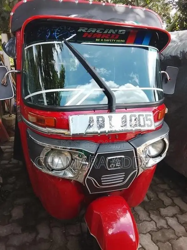 Bajaj RE 4 Stroke 2015