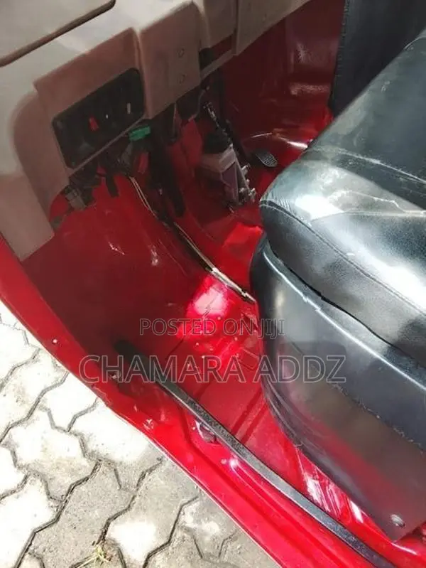 Bajaj RE 4 Stroke 2015