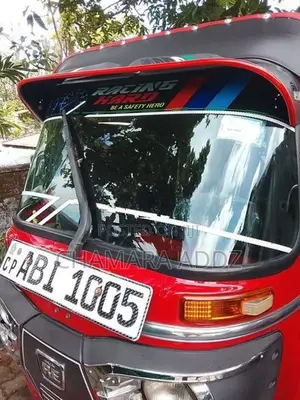 Bajaj RE 4 Stroke 2015